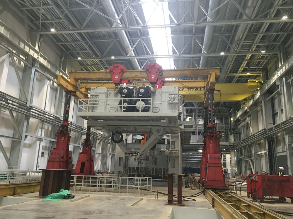 沈阳宝马吊装德国舒勒设备